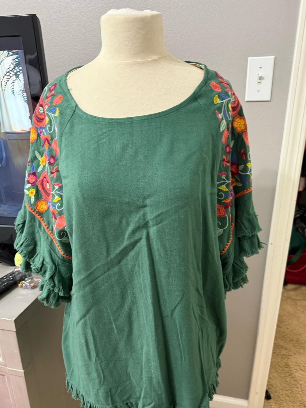 Green Embroidered Floral Fringe Sleeve Boho Top Plus Size